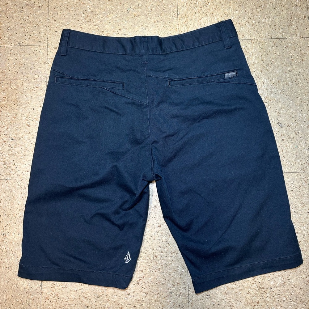 Volcom Men Corpo Class Chino Black Shorts Skater Surfer Casual 10in Inseam Sz 30